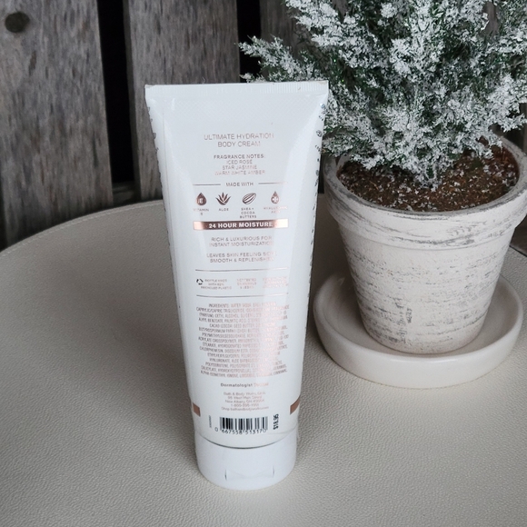 NEW Bath & Body Works PURE WONDER body cream with Hyaluronic Acid - Picture 3 of 3